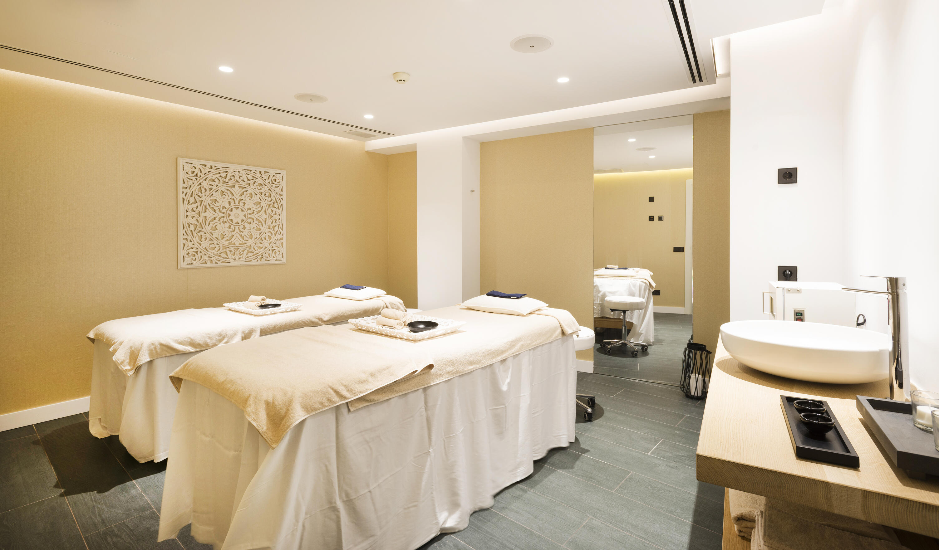 NAKAR Hotel - SPA (7).jpg